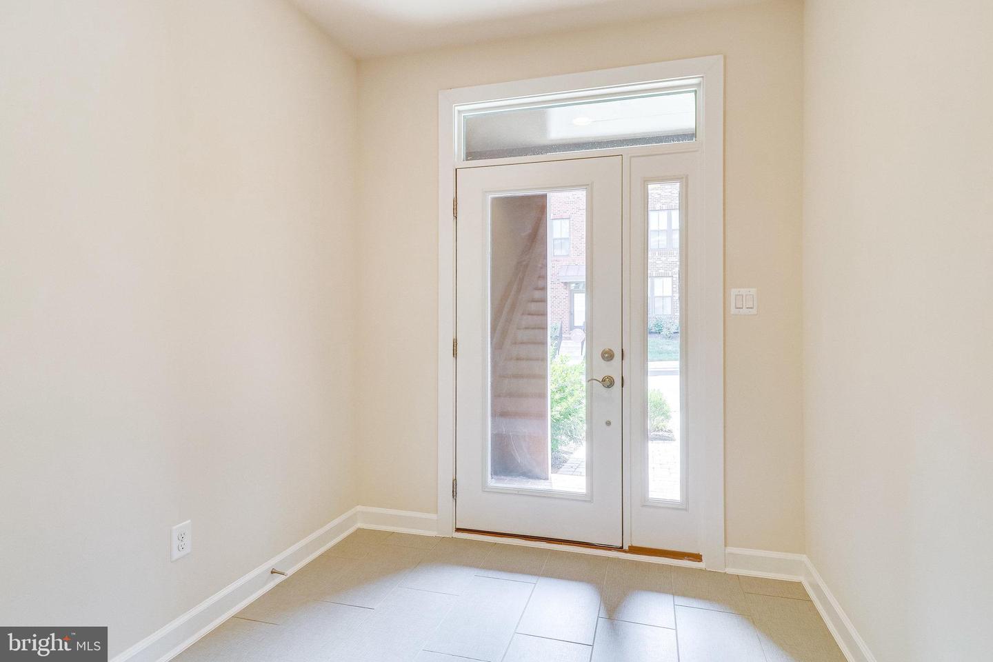 3119 Sundrops COURT