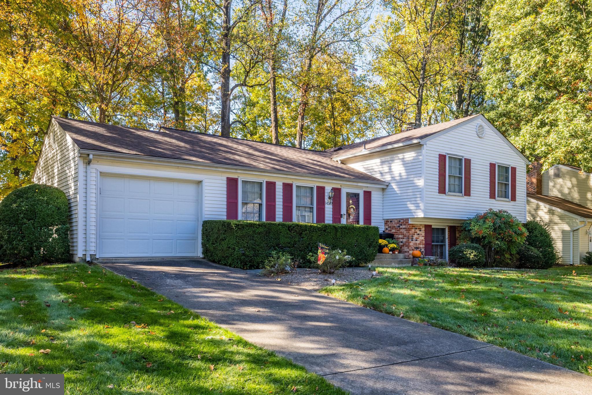 14589 Woodland Ridge DRIVE
