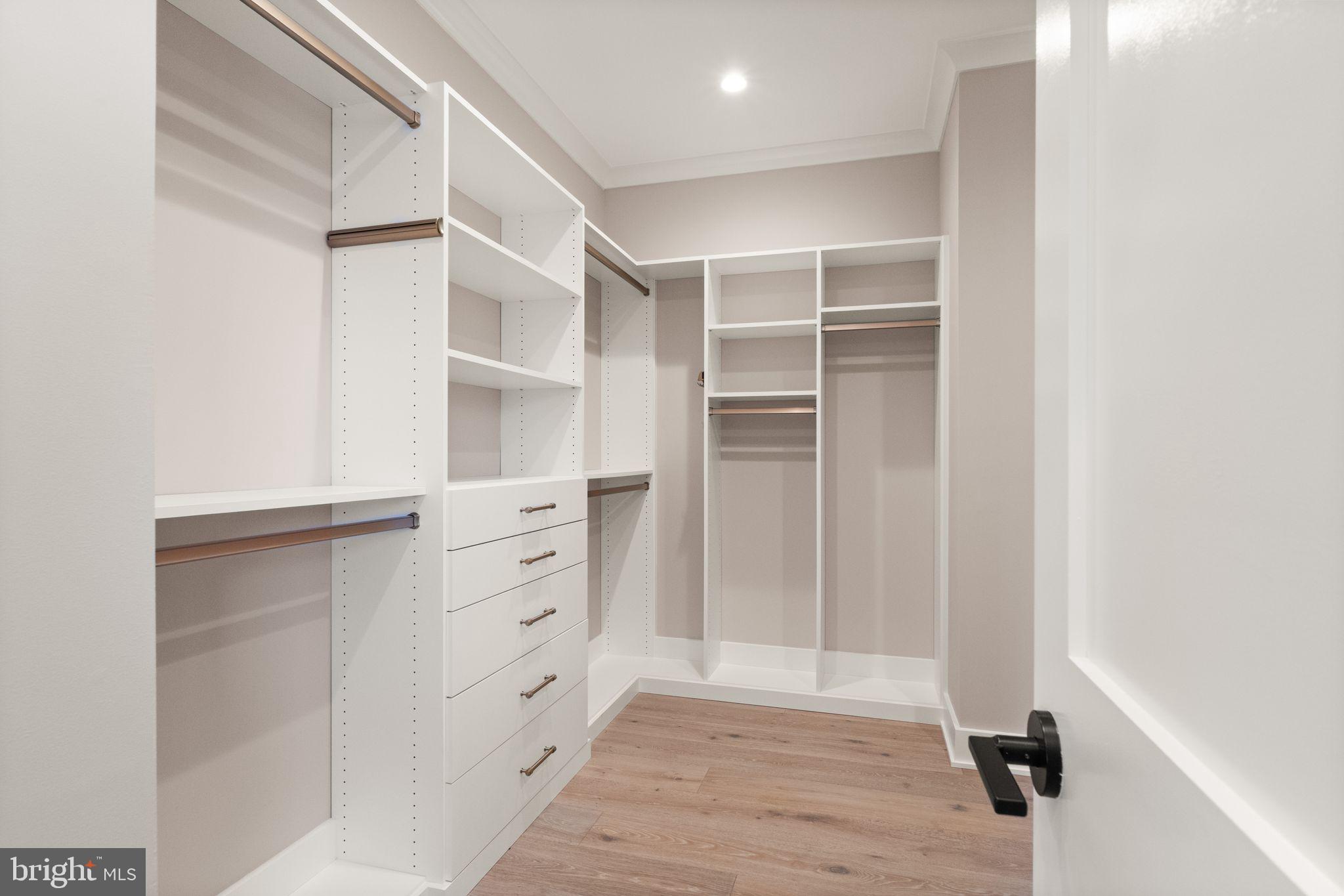 1712 Dalewood Place Pl