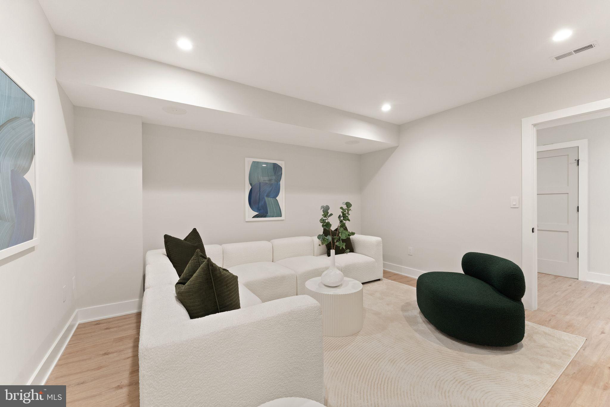 1710 Dalewood Place Pl