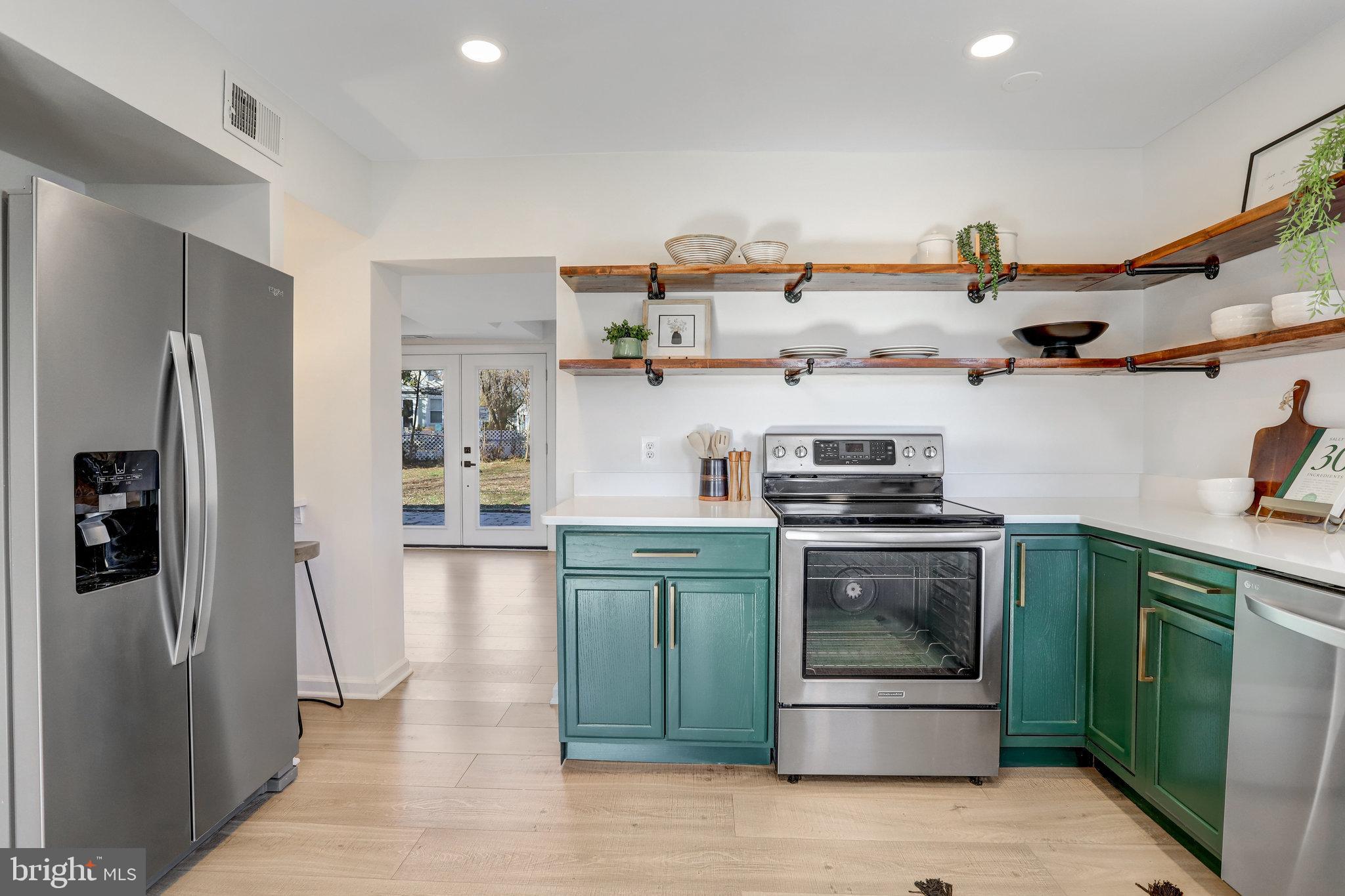 3201 Blundell Circle