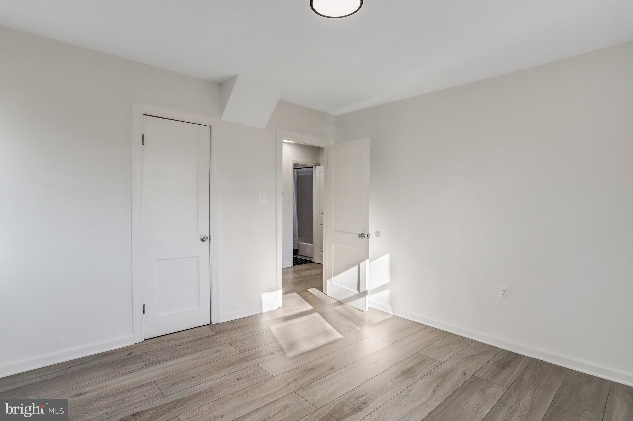 3201 Blundell Circle