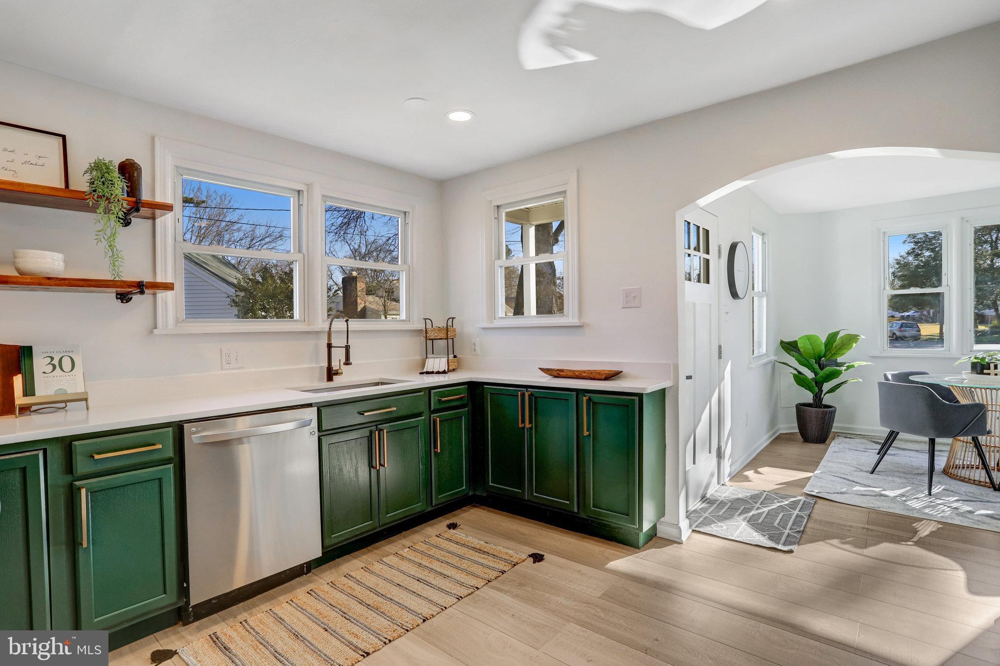 3201 Blundell Circle