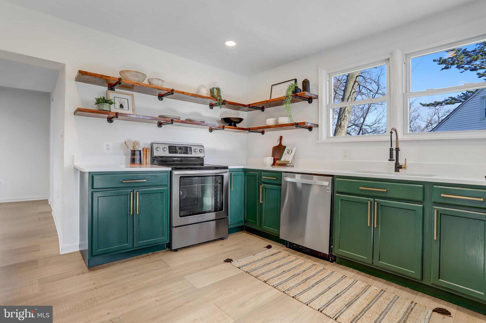 3201 Blundell Circle