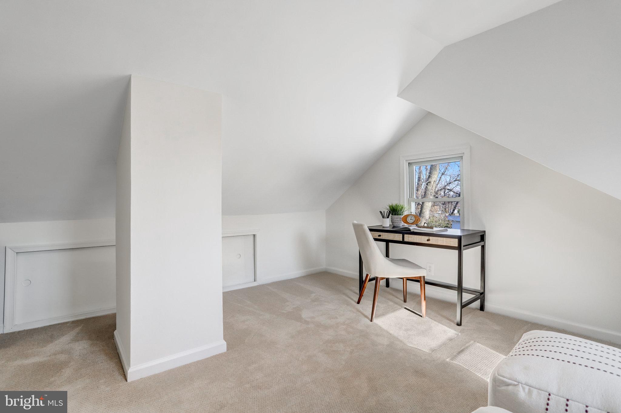 3201 Blundell Circle