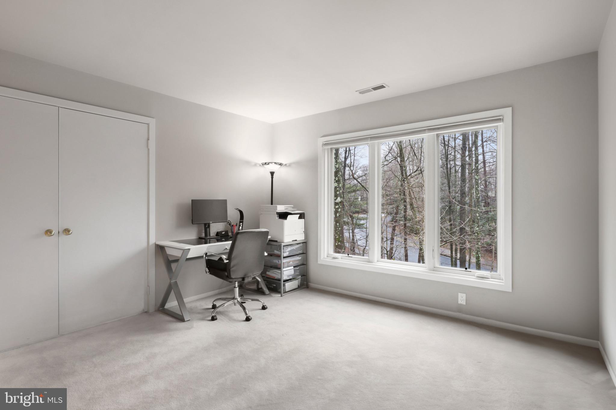 1408 Hemingway COURT