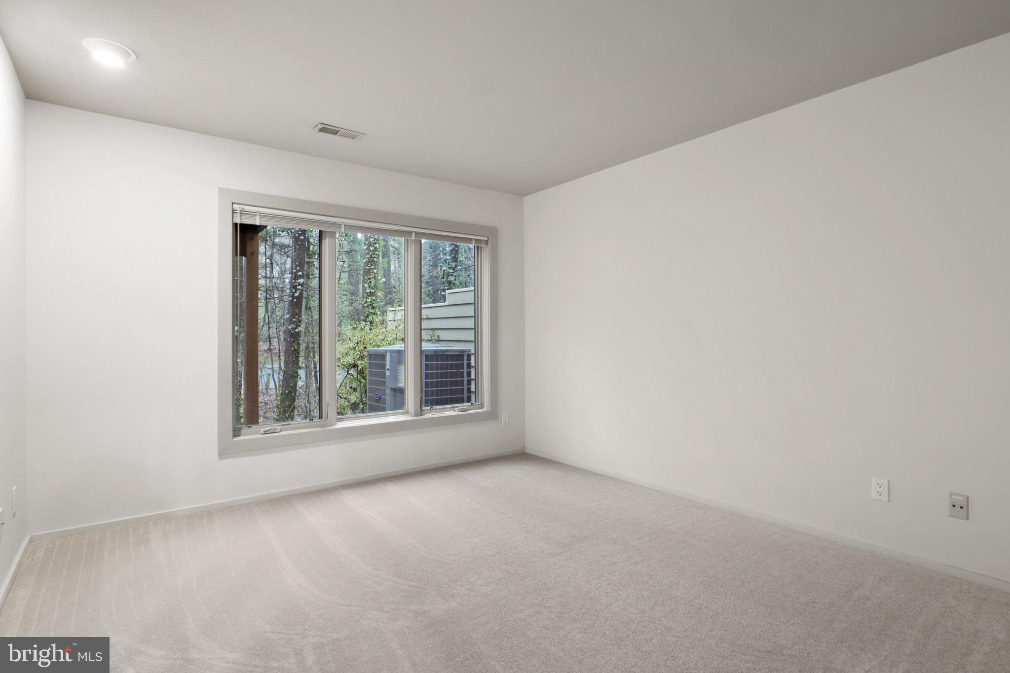 1408 Hemingway COURT