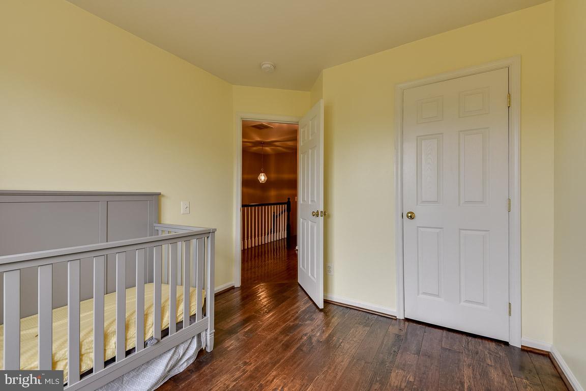 6340 Walking LANE