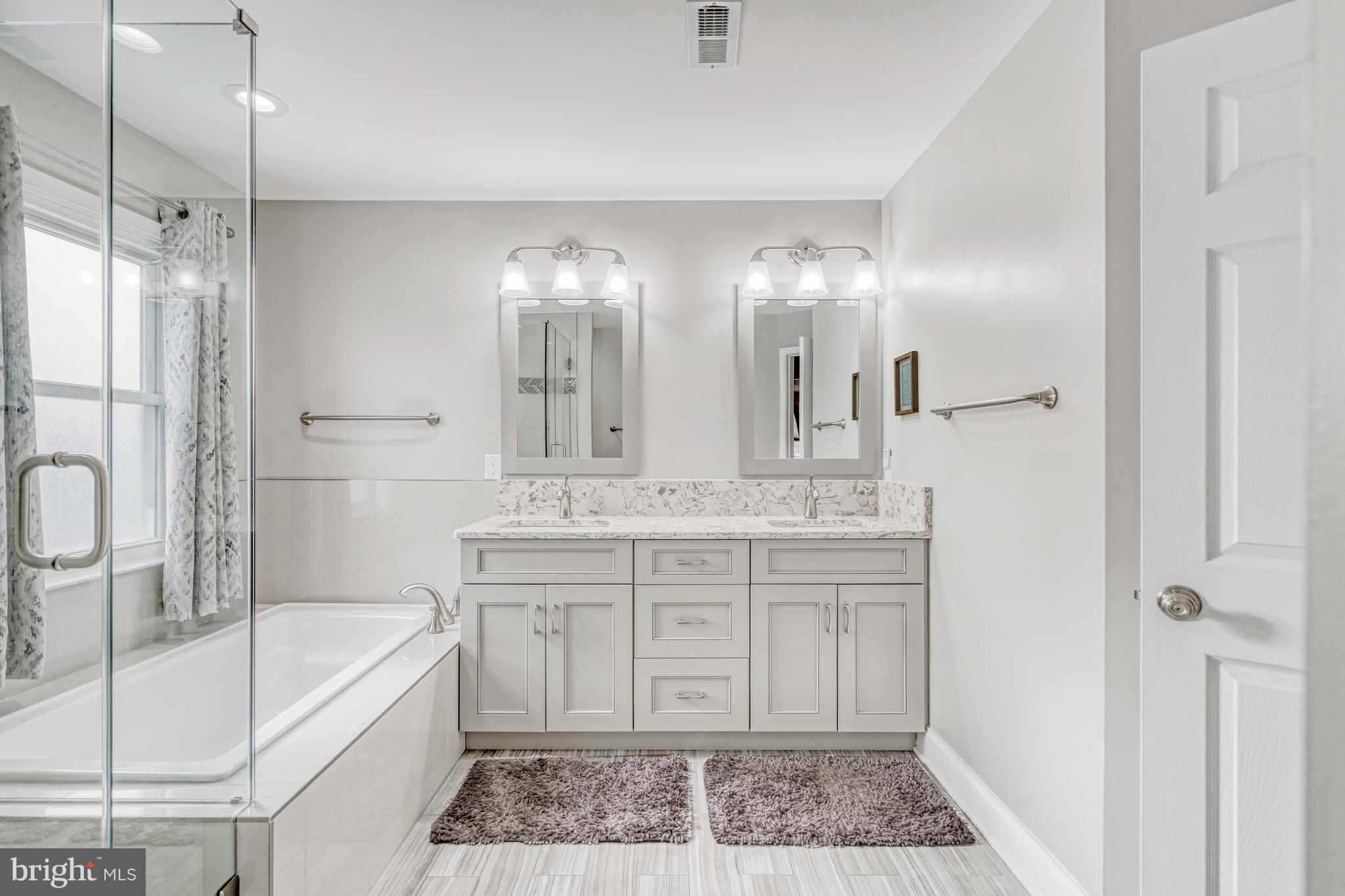 13925 Whetstone Manor COURT