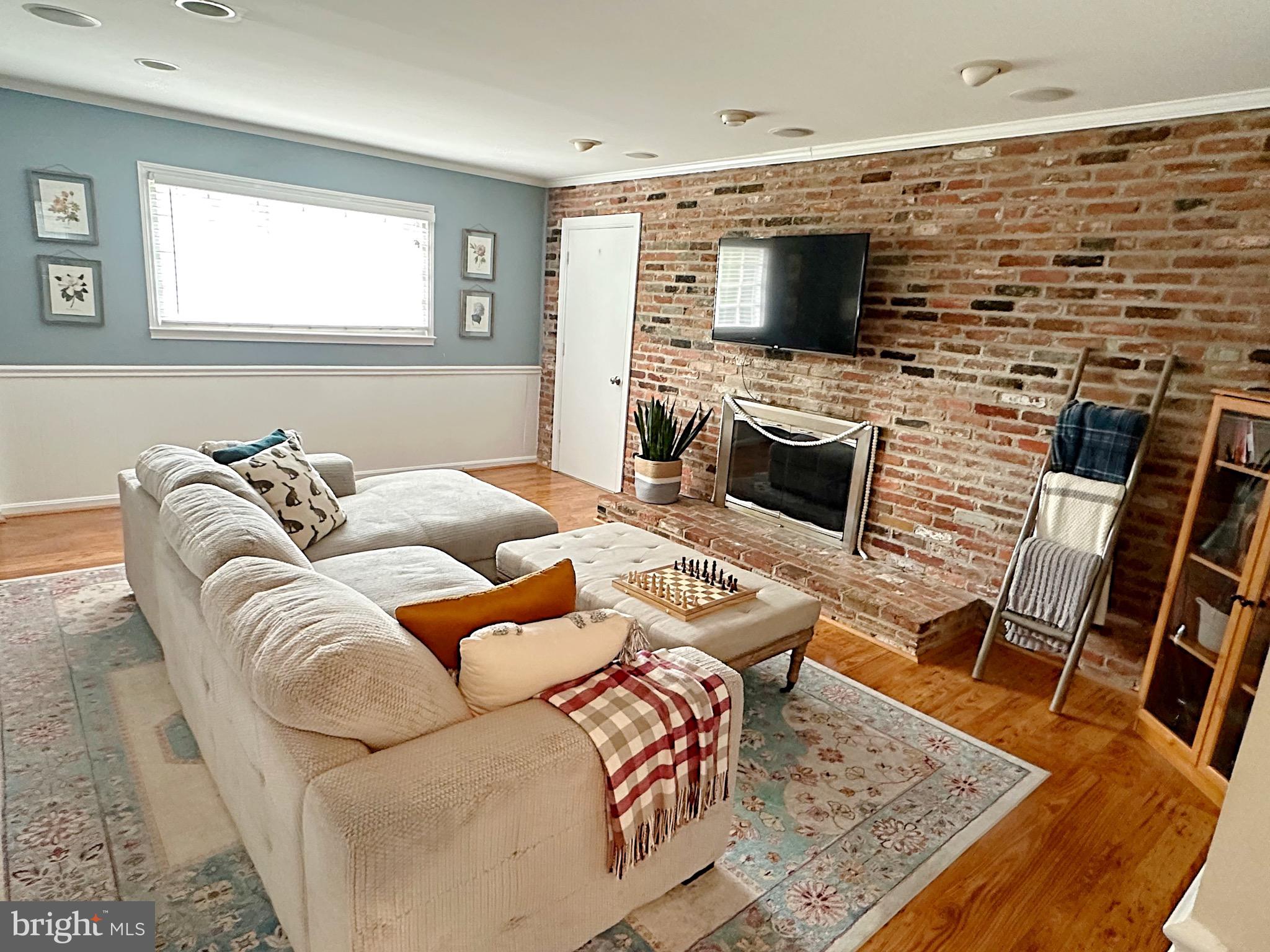 422 Old Courthouse ROAD NE