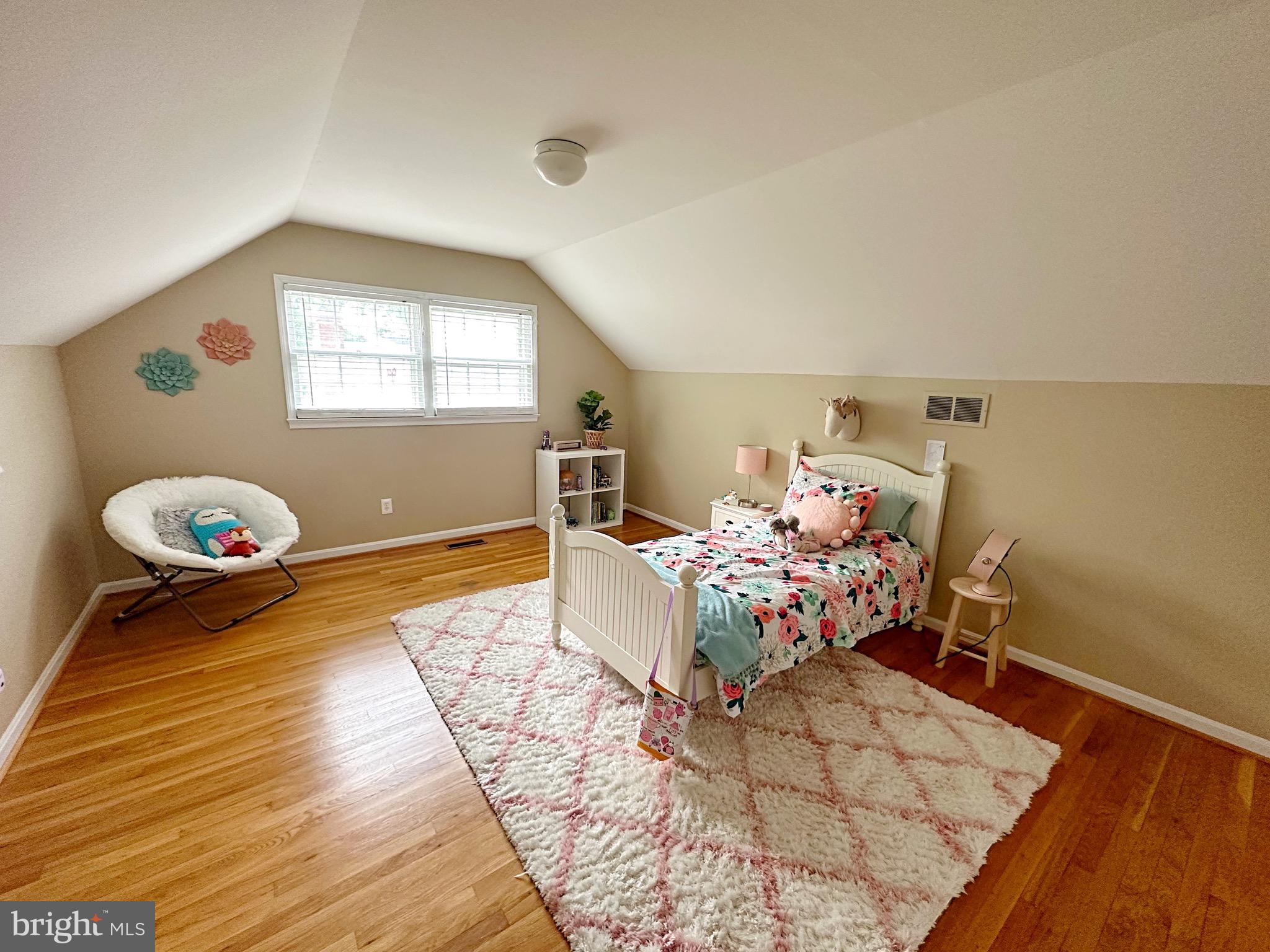 422 Old Courthouse ROAD NE