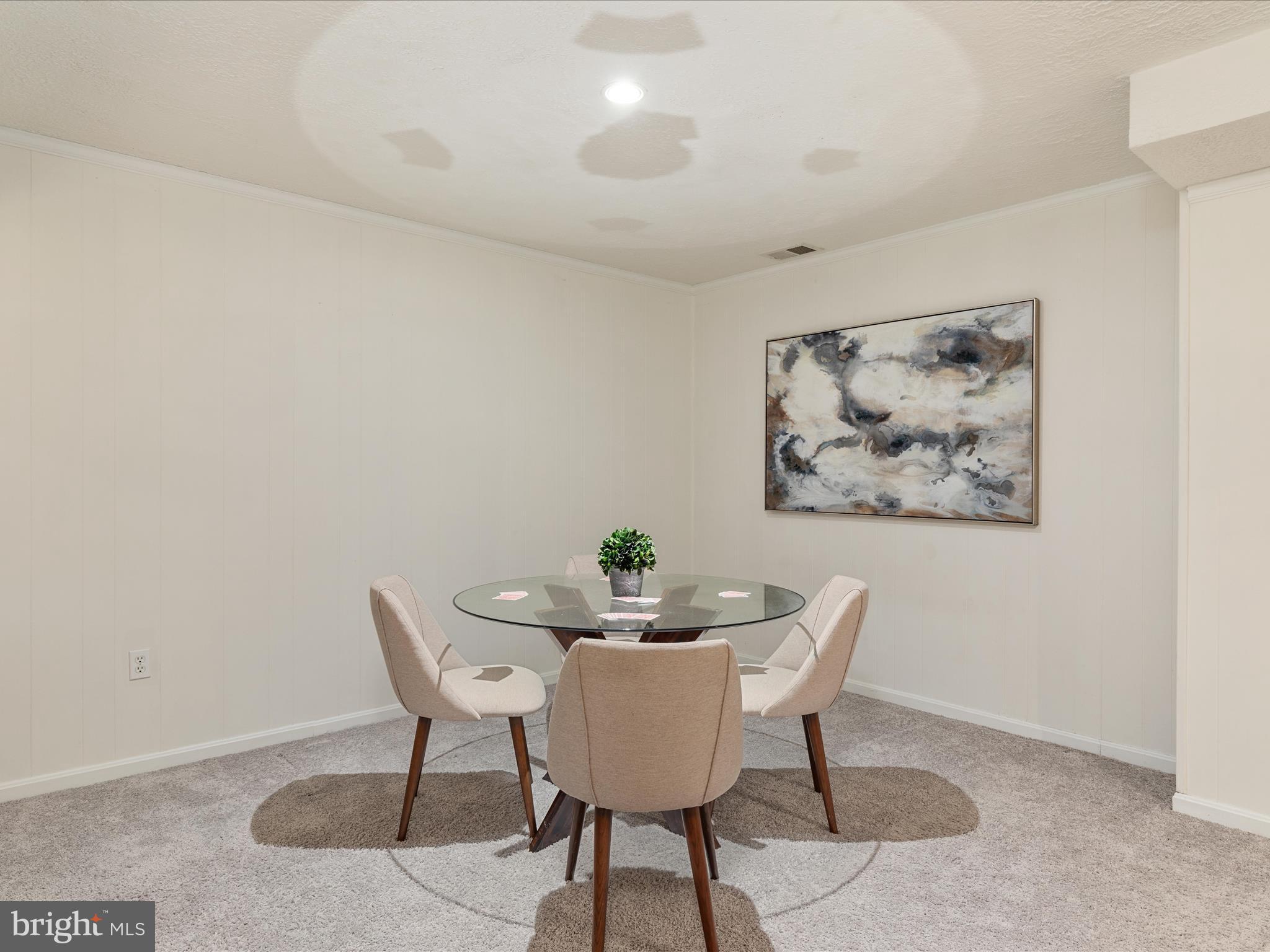 8215 Cub den Court