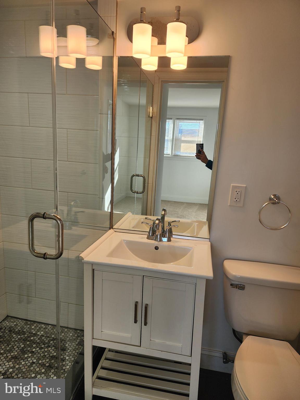 6017 Westchester Street