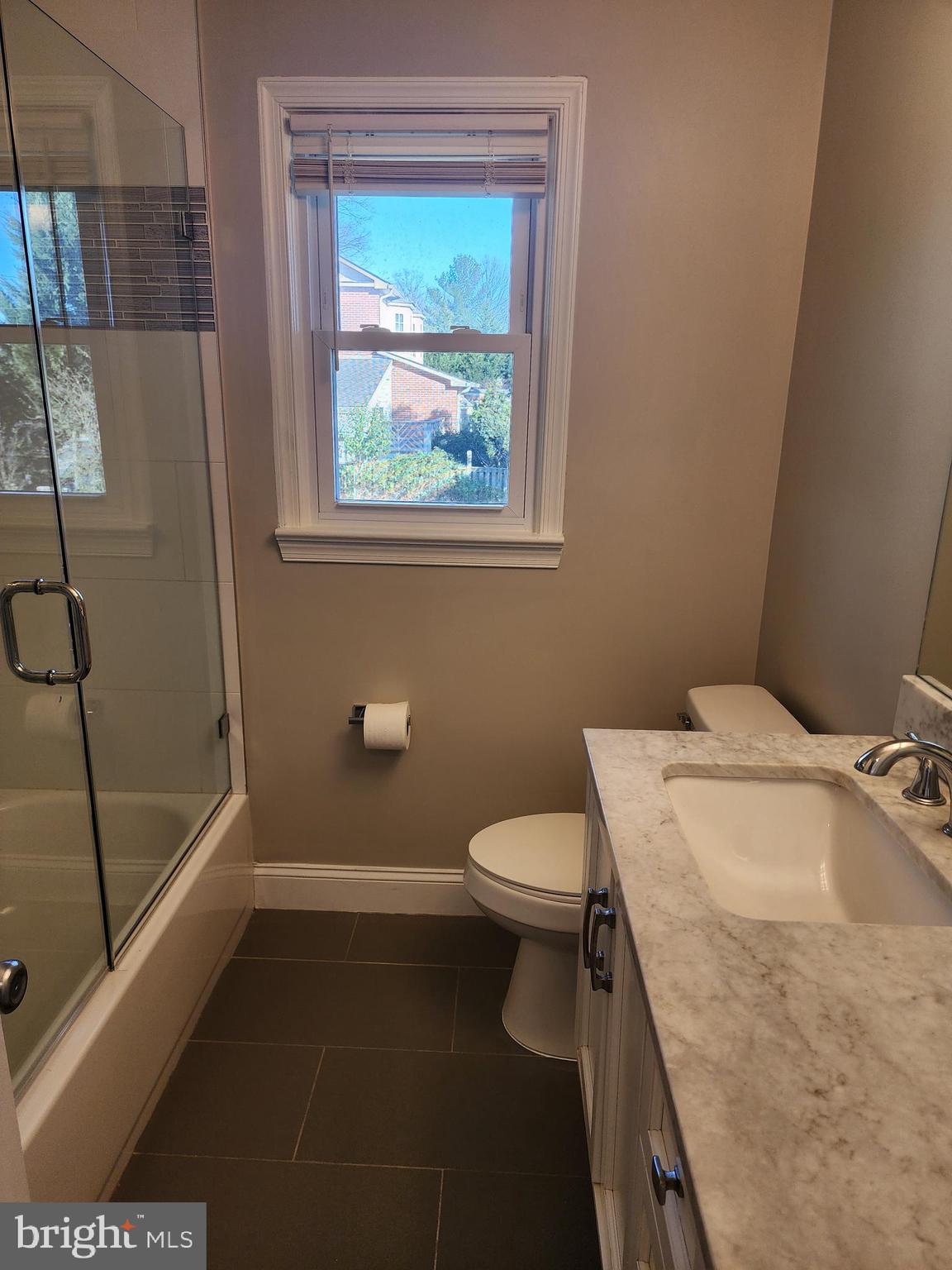 6017 Westchester Street