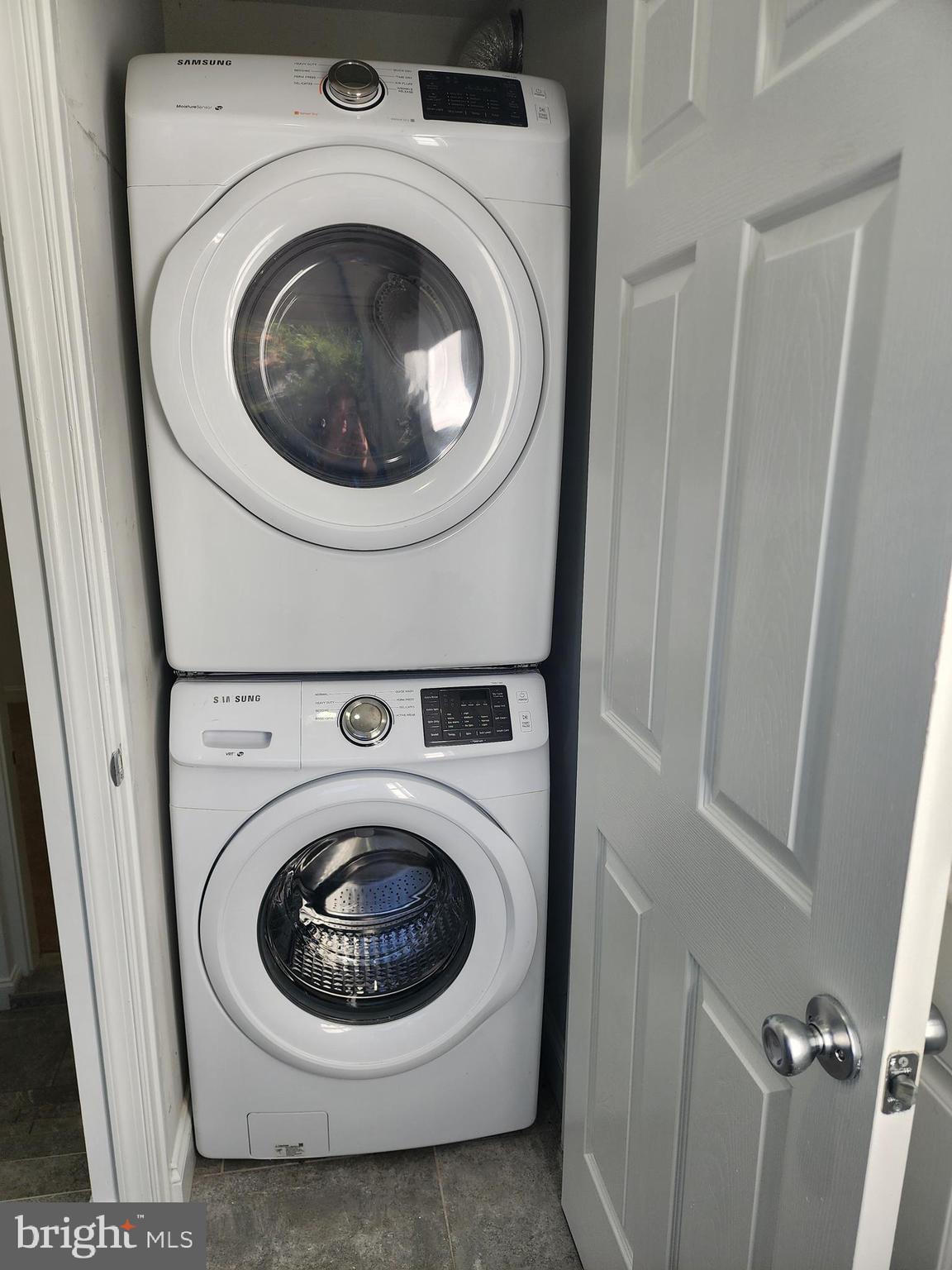 6017 Westchester Street