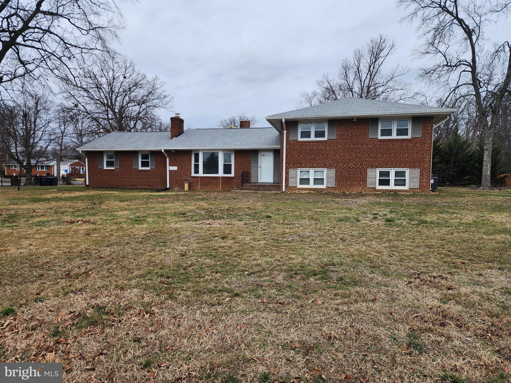 6017 Westchester Street