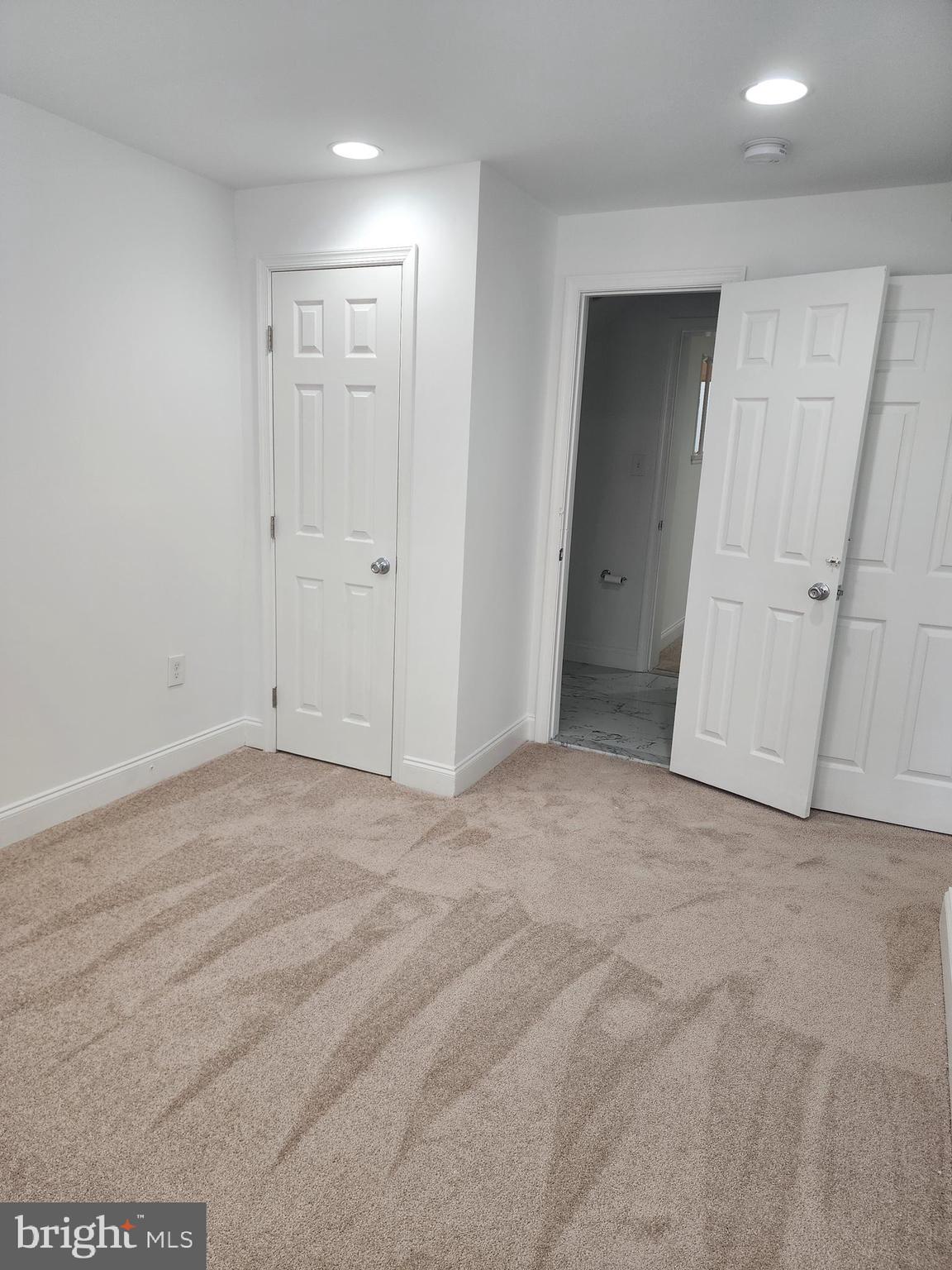 6017 Westchester Street