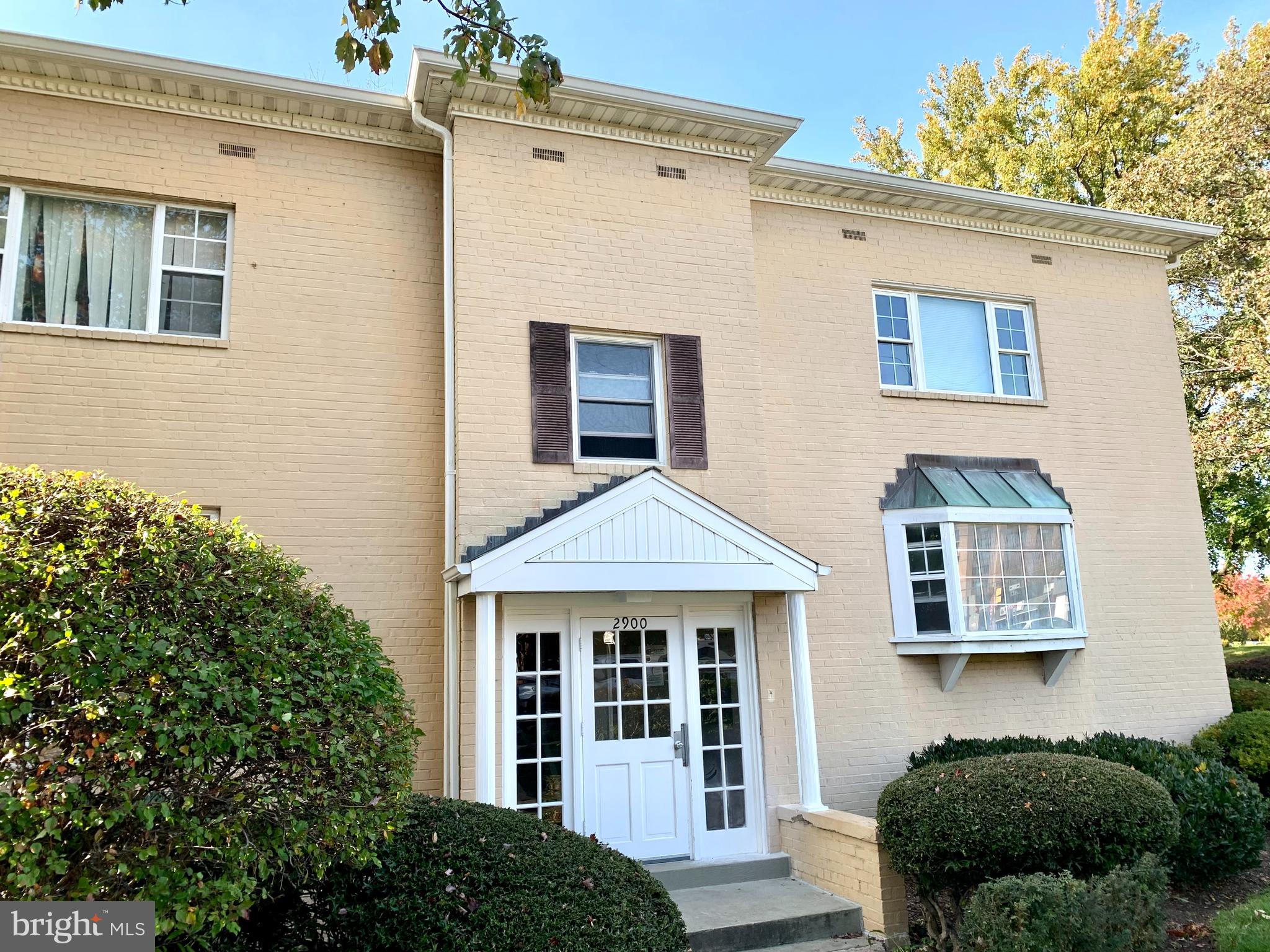 2900 Peyton Randolph DRIVE Unit: 102