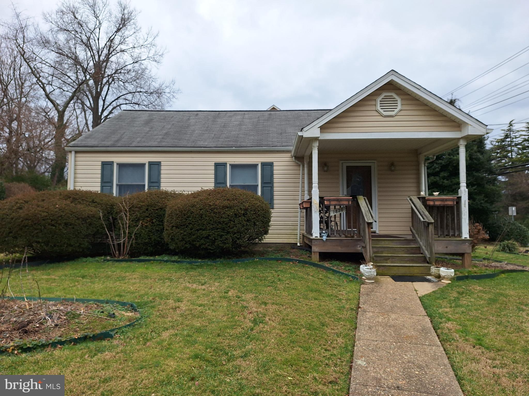 1830 Griffith Road