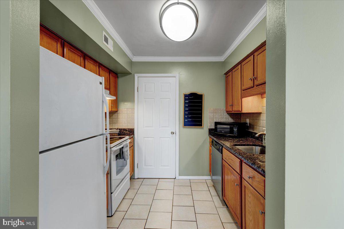 3811 Joshua Place Unit: D