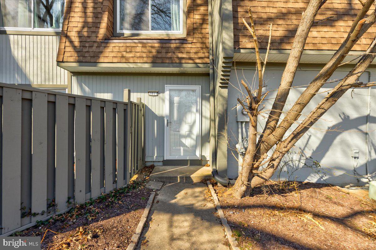 3811 Joshua Place Unit: D