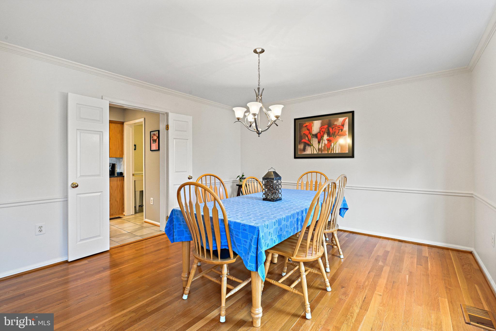 2112 Helmwood Court