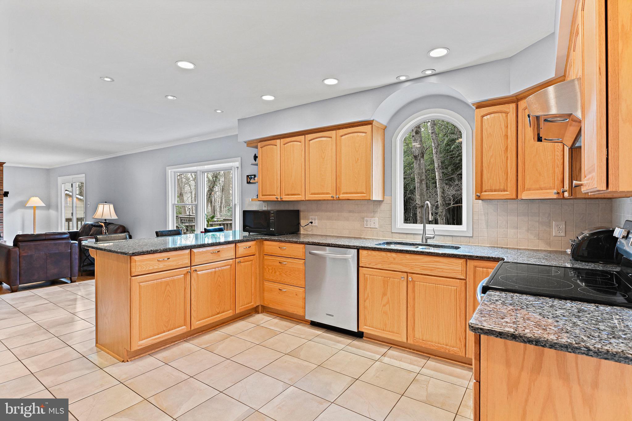2112 Helmwood Court