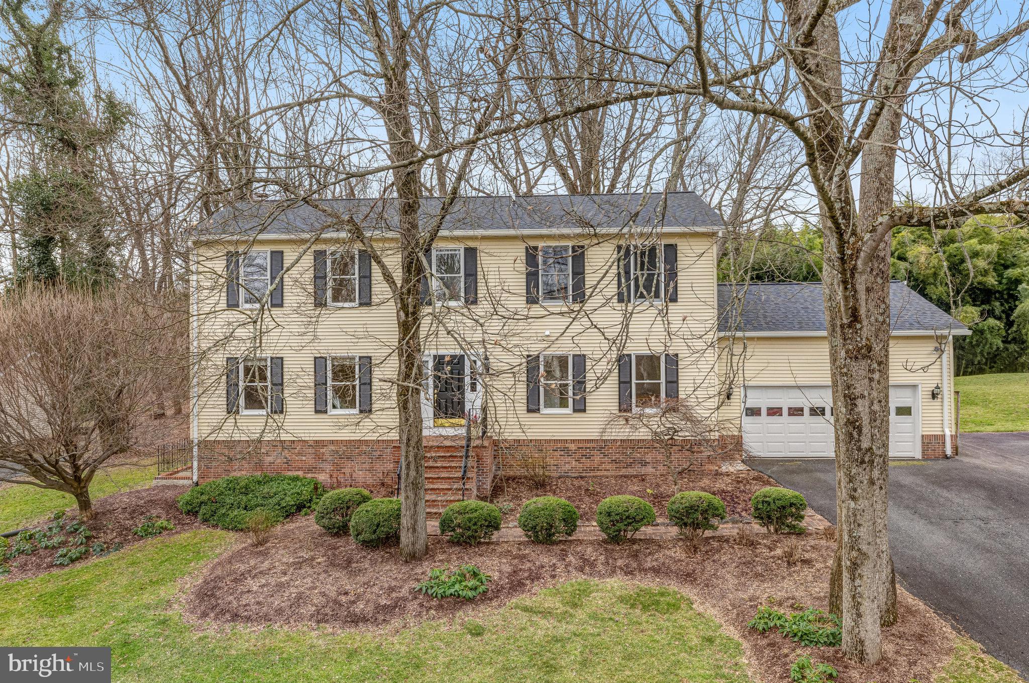 2112 Helmwood Court