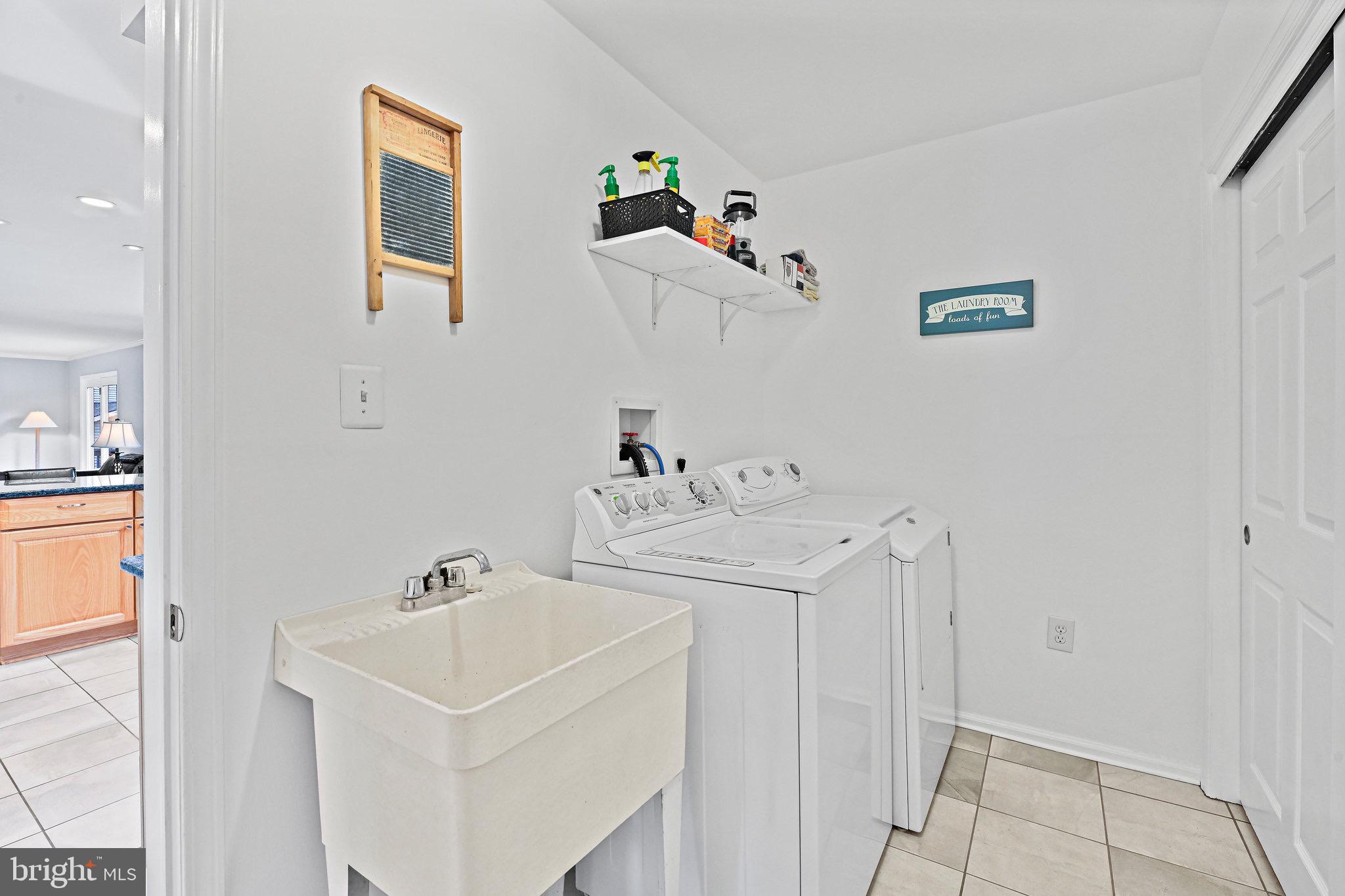 2112 Helmwood Court