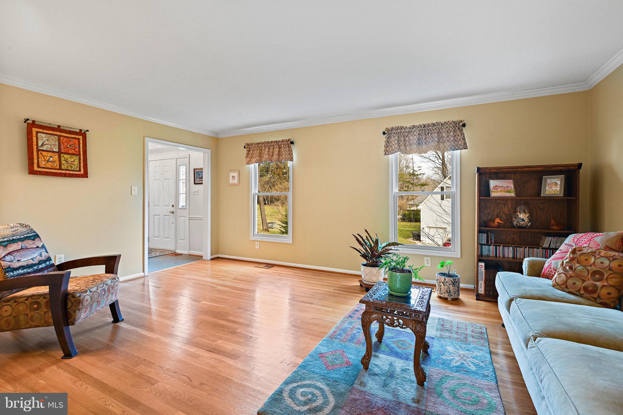 2112 Helmwood Court