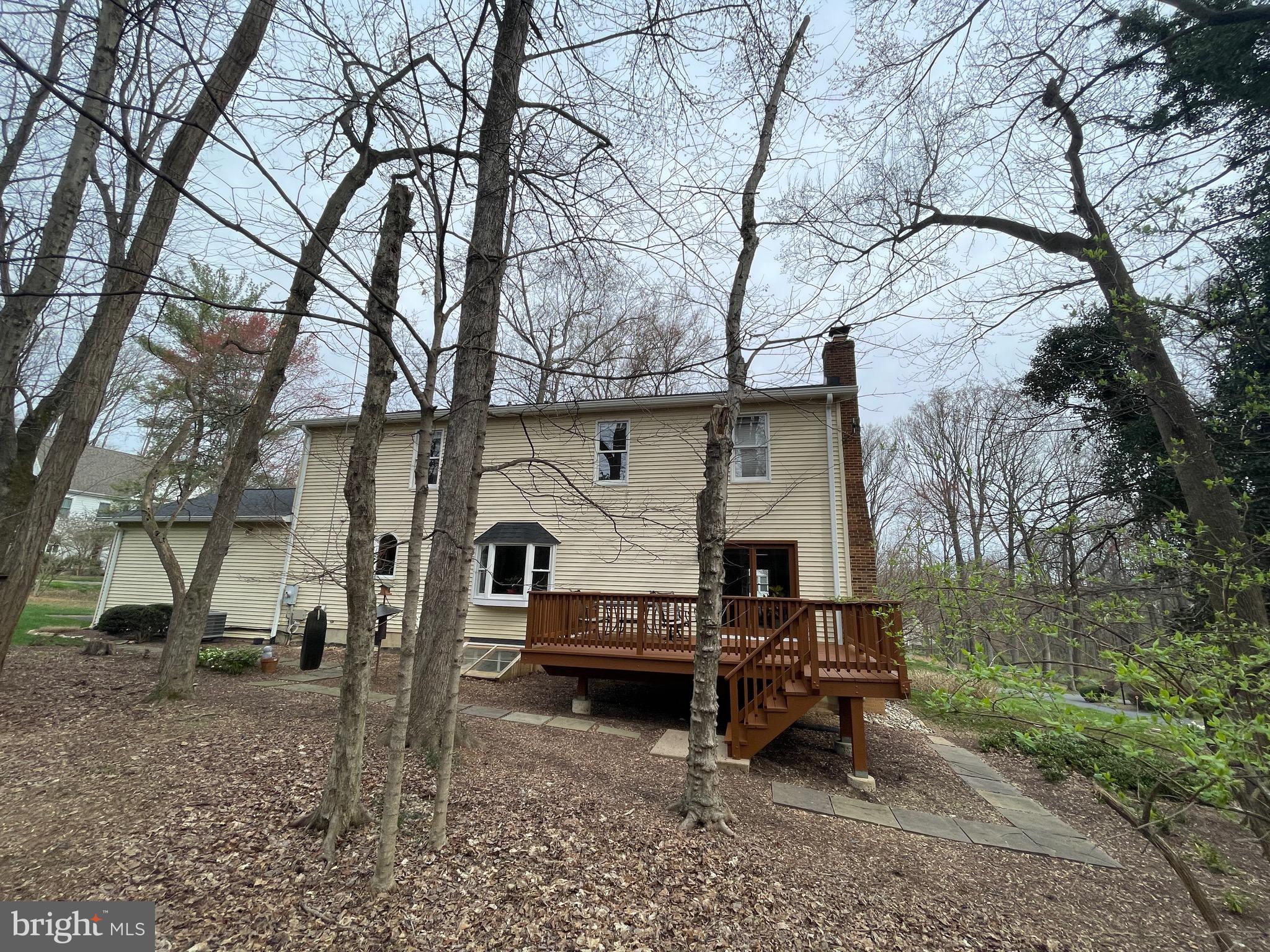 2112 Helmwood Court