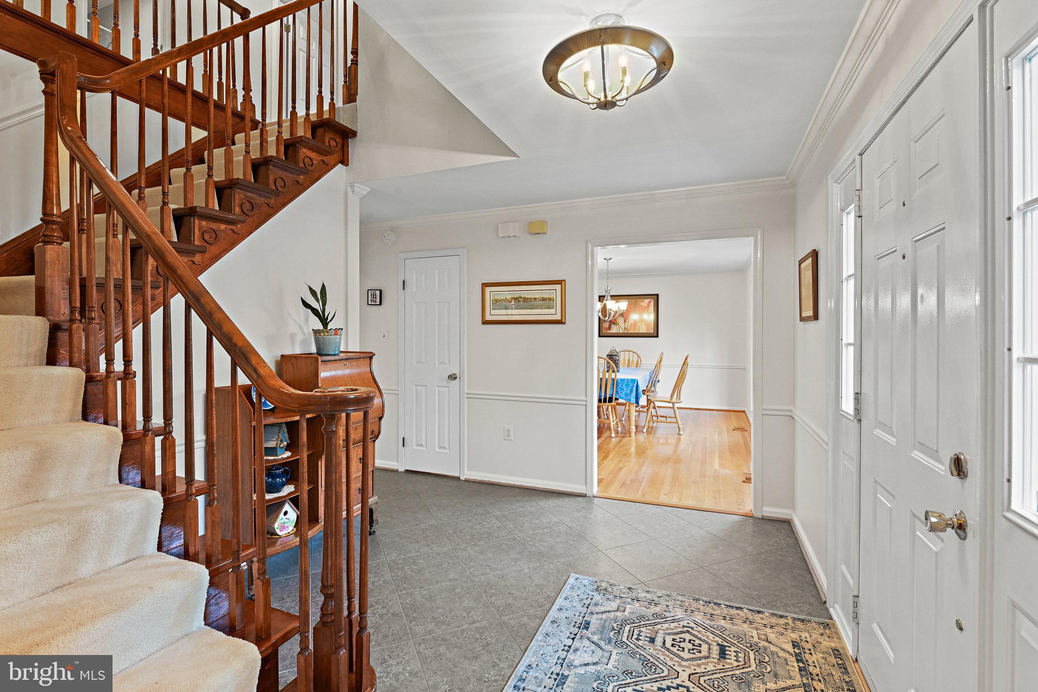 2112 Helmwood Court