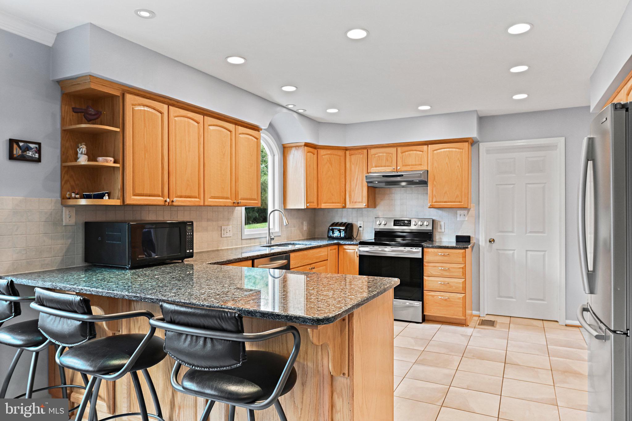 2112 Helmwood Court