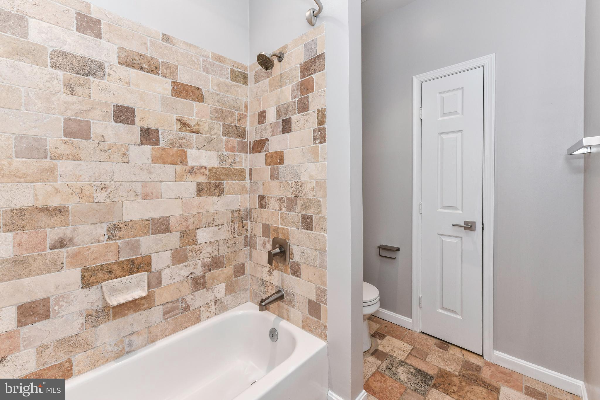 12905 Alton Sq #101