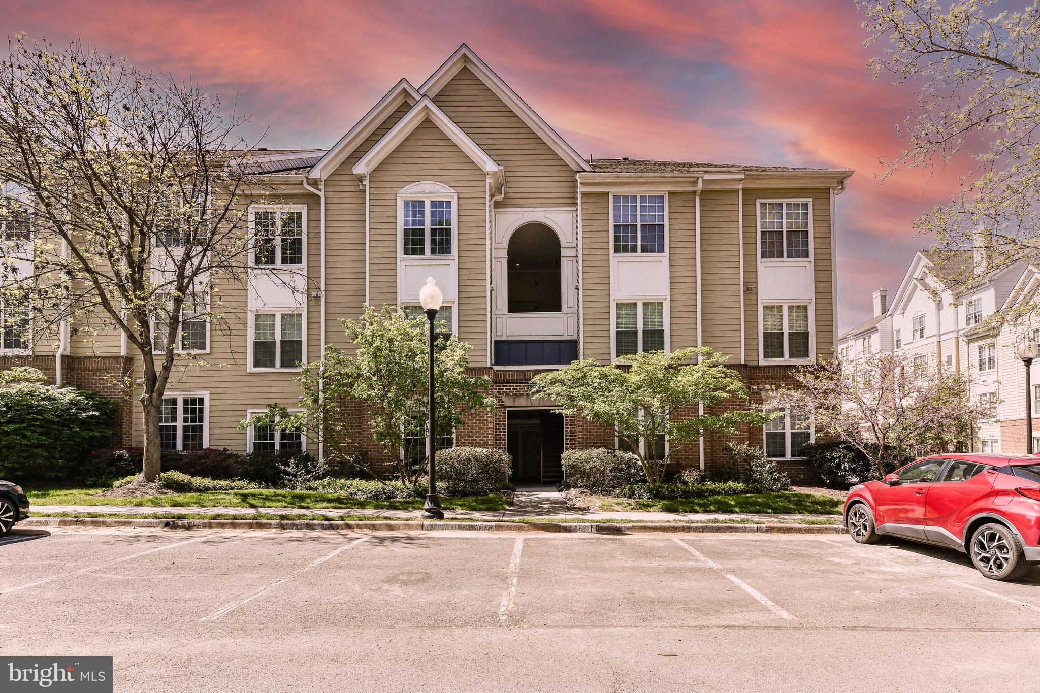 12905 Alton Sq #101