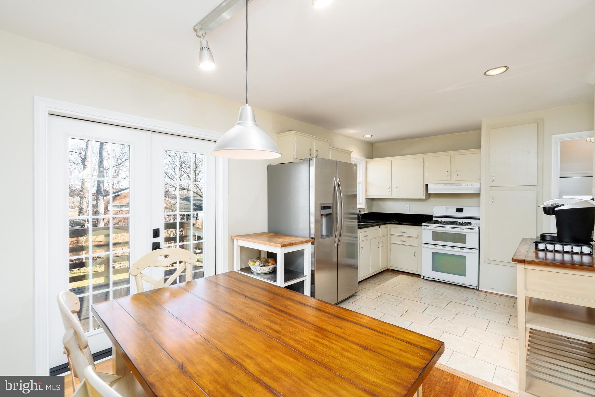 6303 Hibbling Avenue