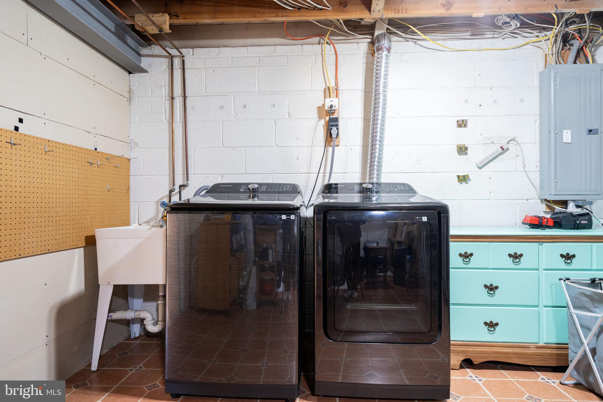 6303 Hibbling Avenue