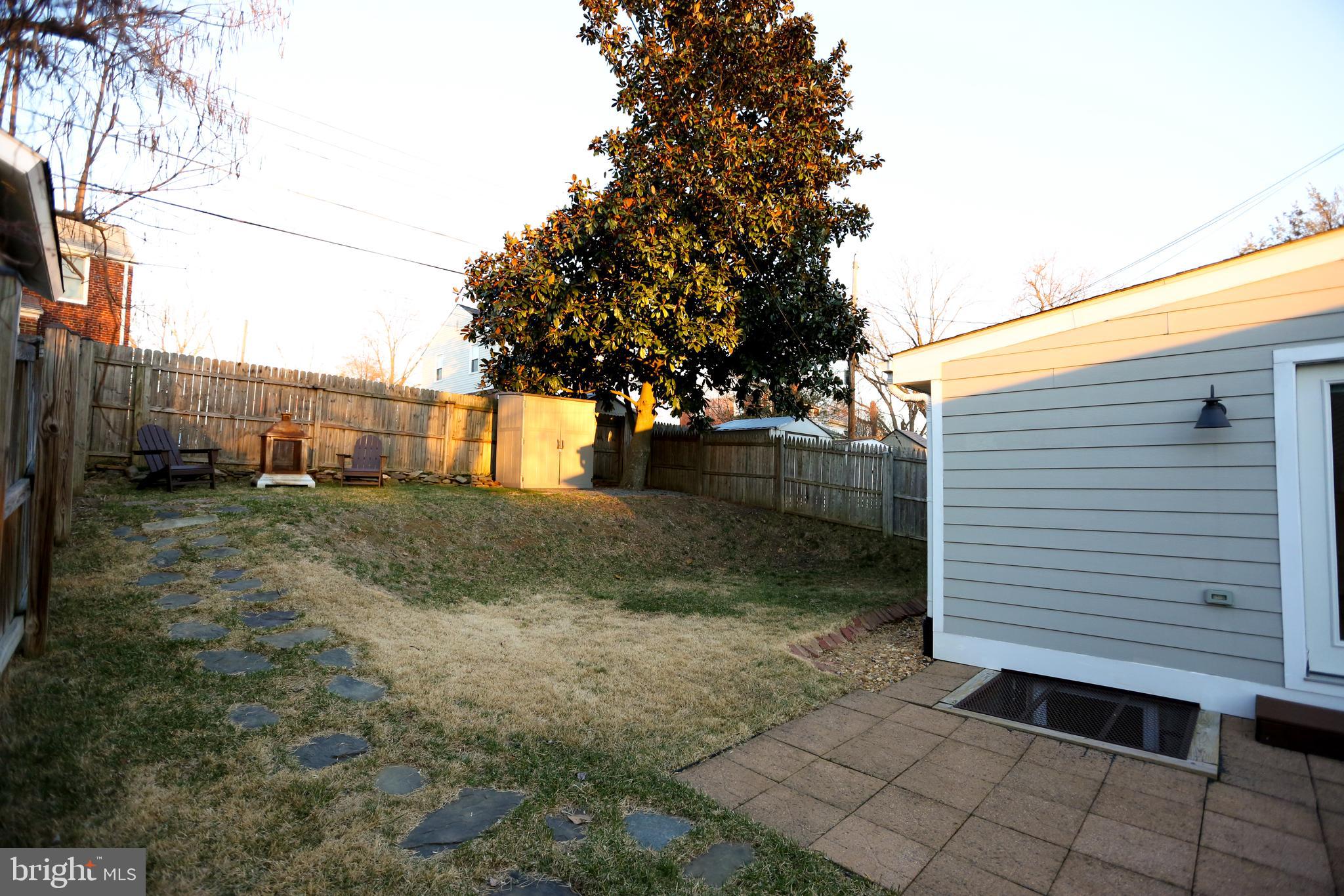 5921 Edgehill Drive
