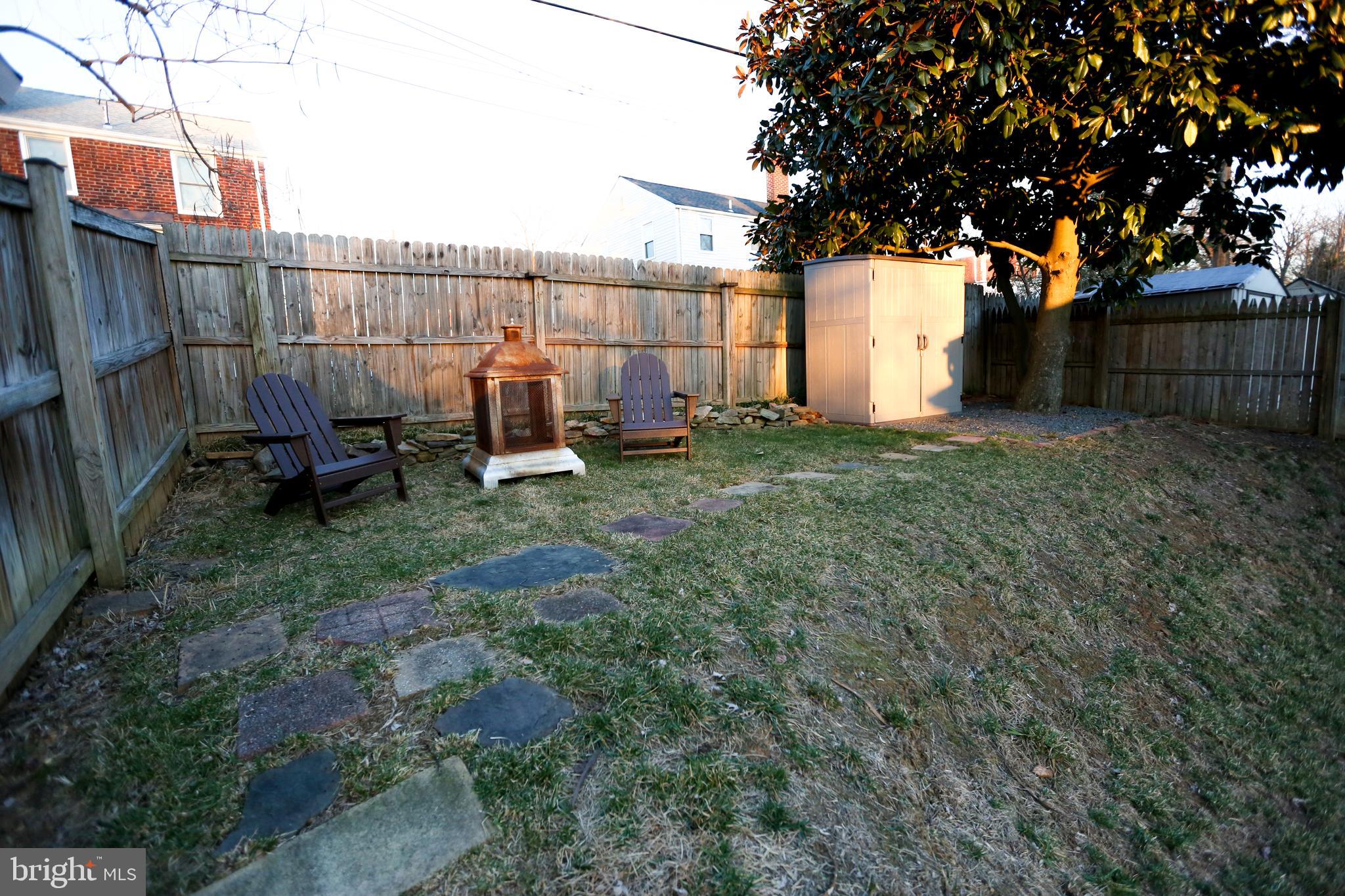 5921 Edgehill Drive