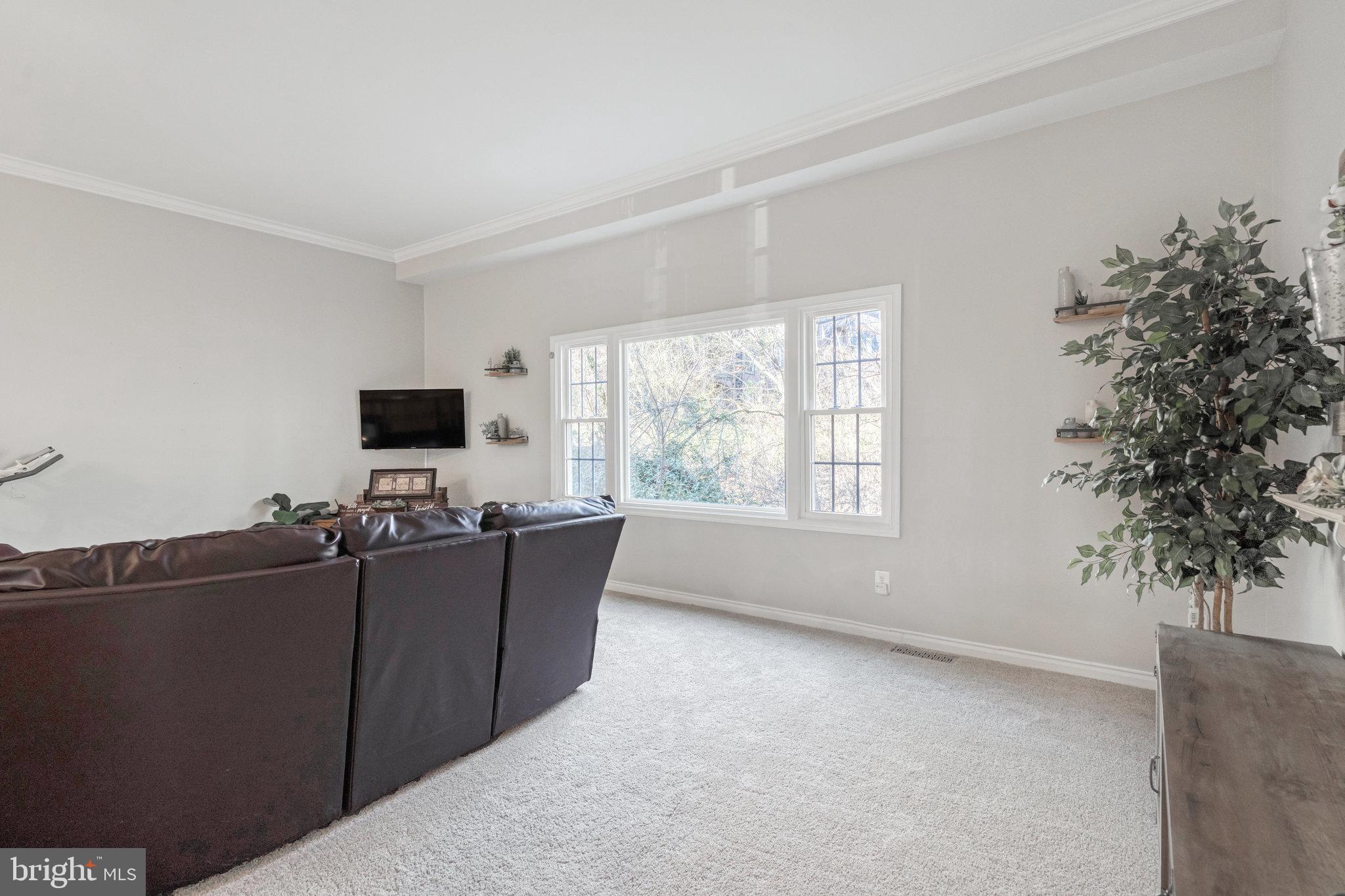 5910 Minutemen Road Unit: 294