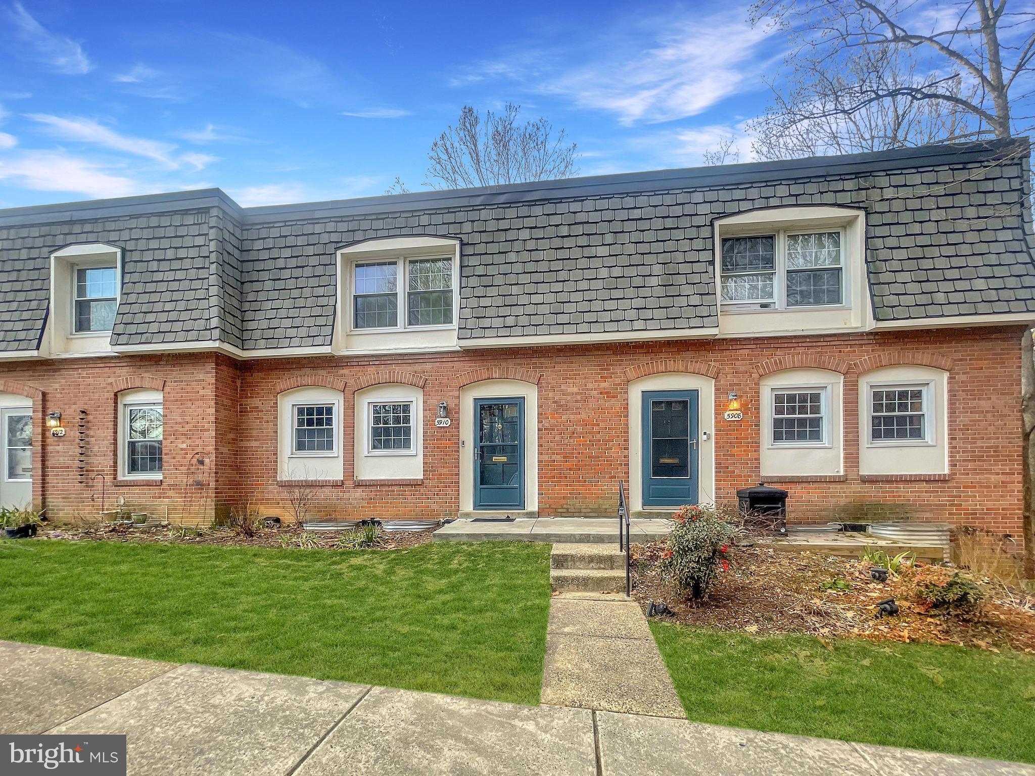 5910 Minutemen Road Unit: 294