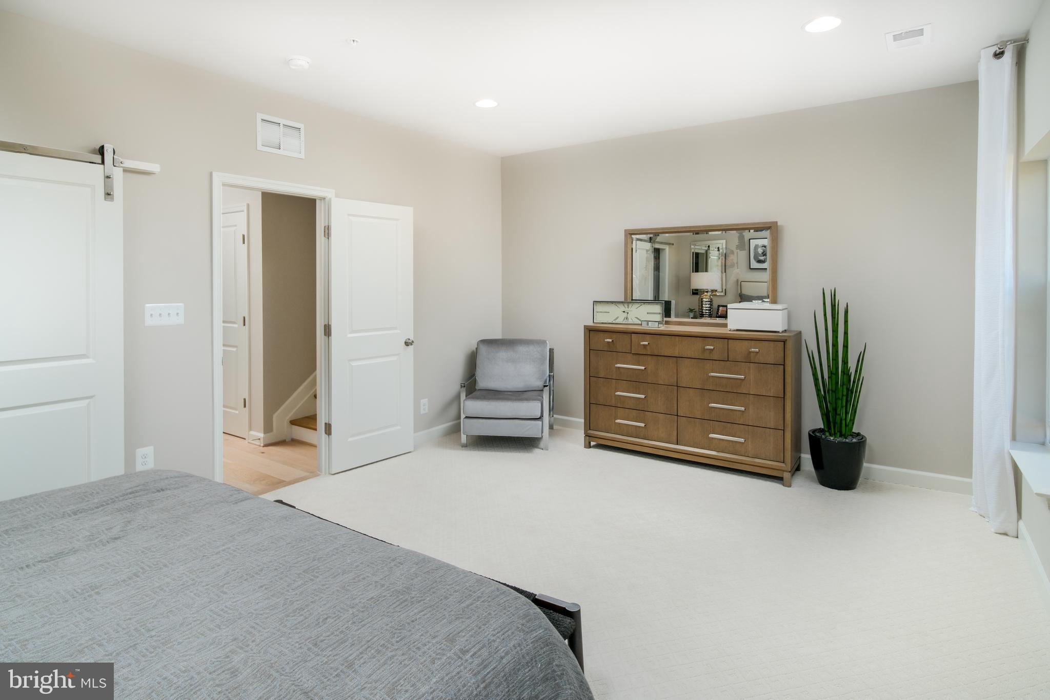 4358 Fair Lakes Court