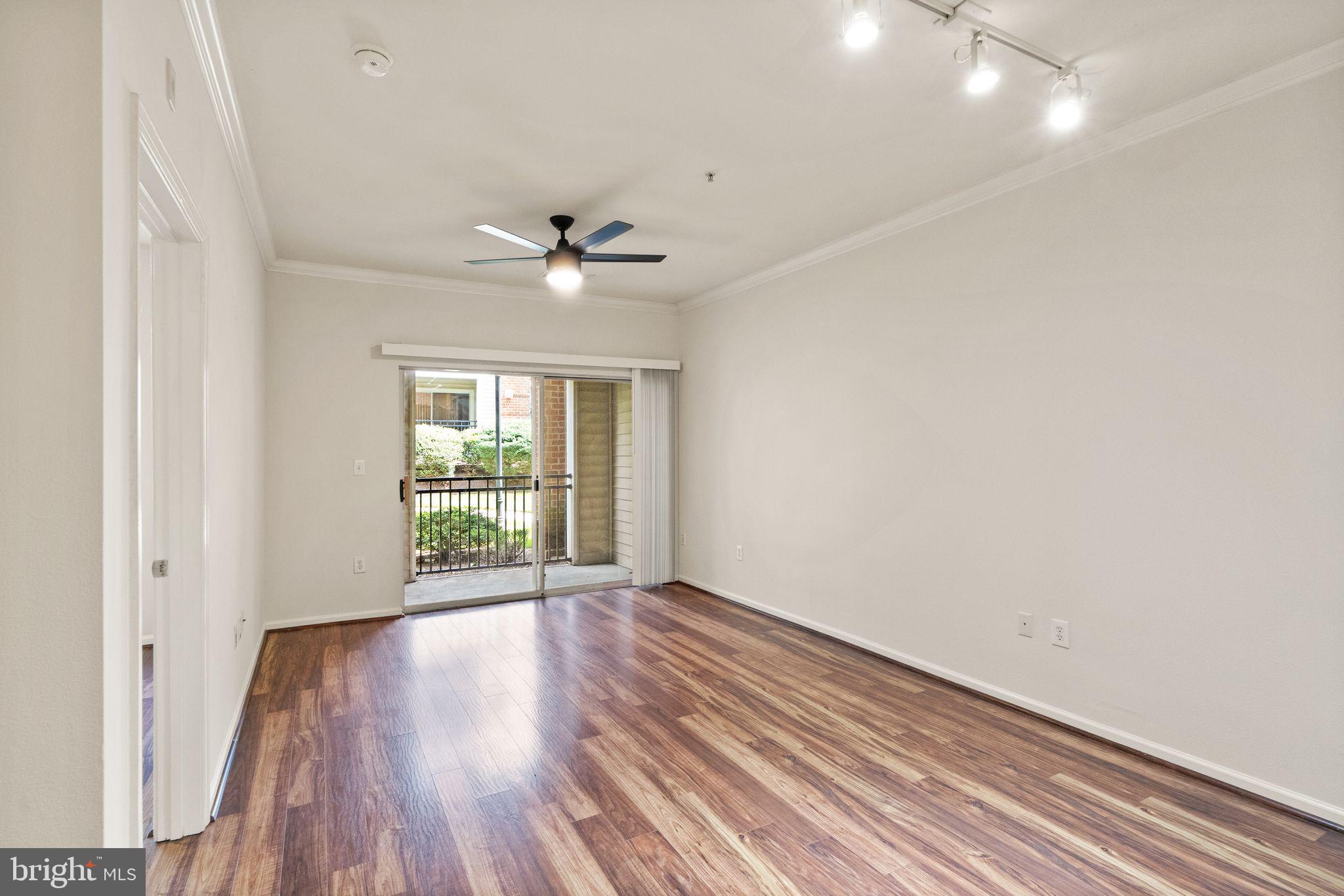 12921 Centre Park Cir #104