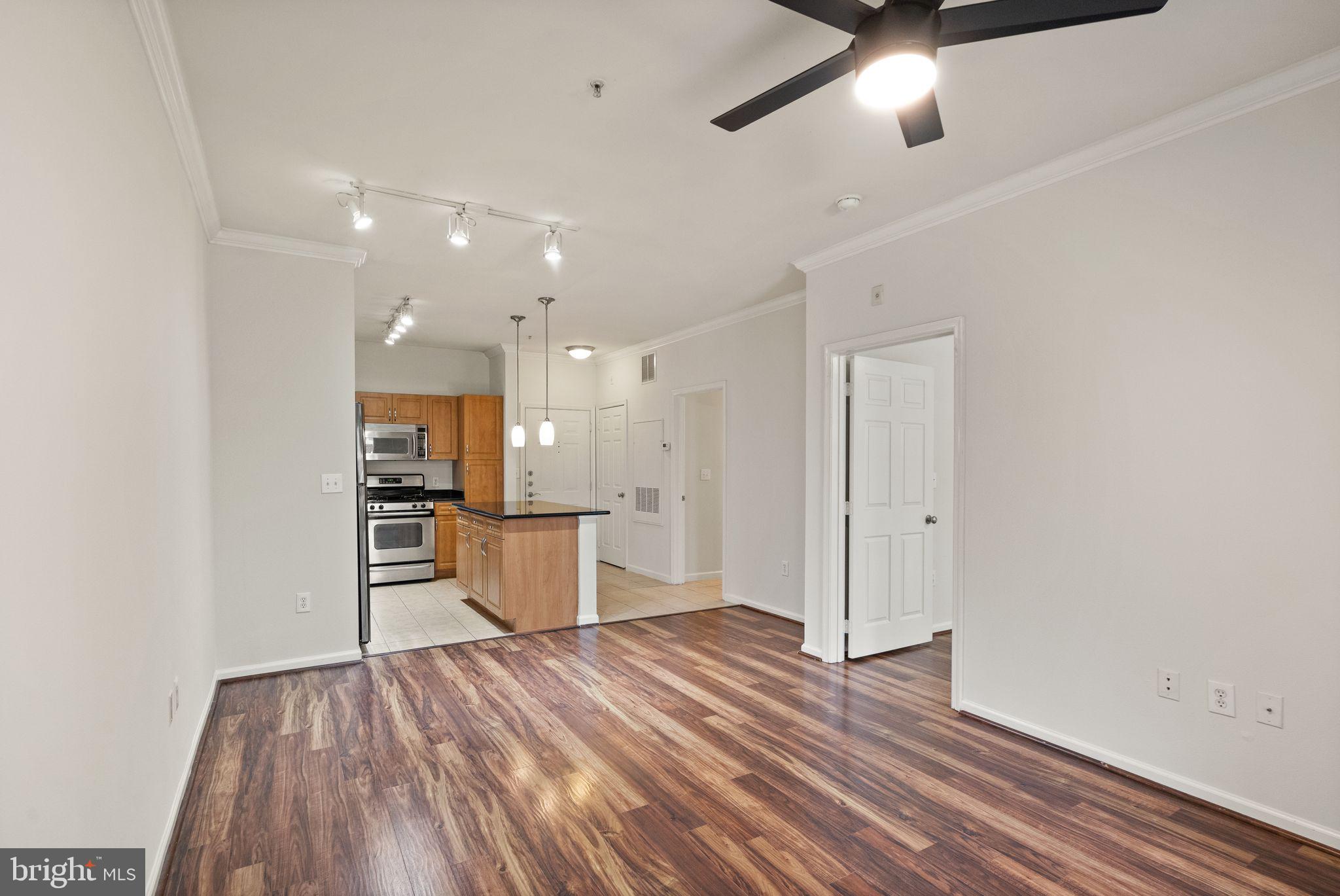 12921 Centre Park Cir #104