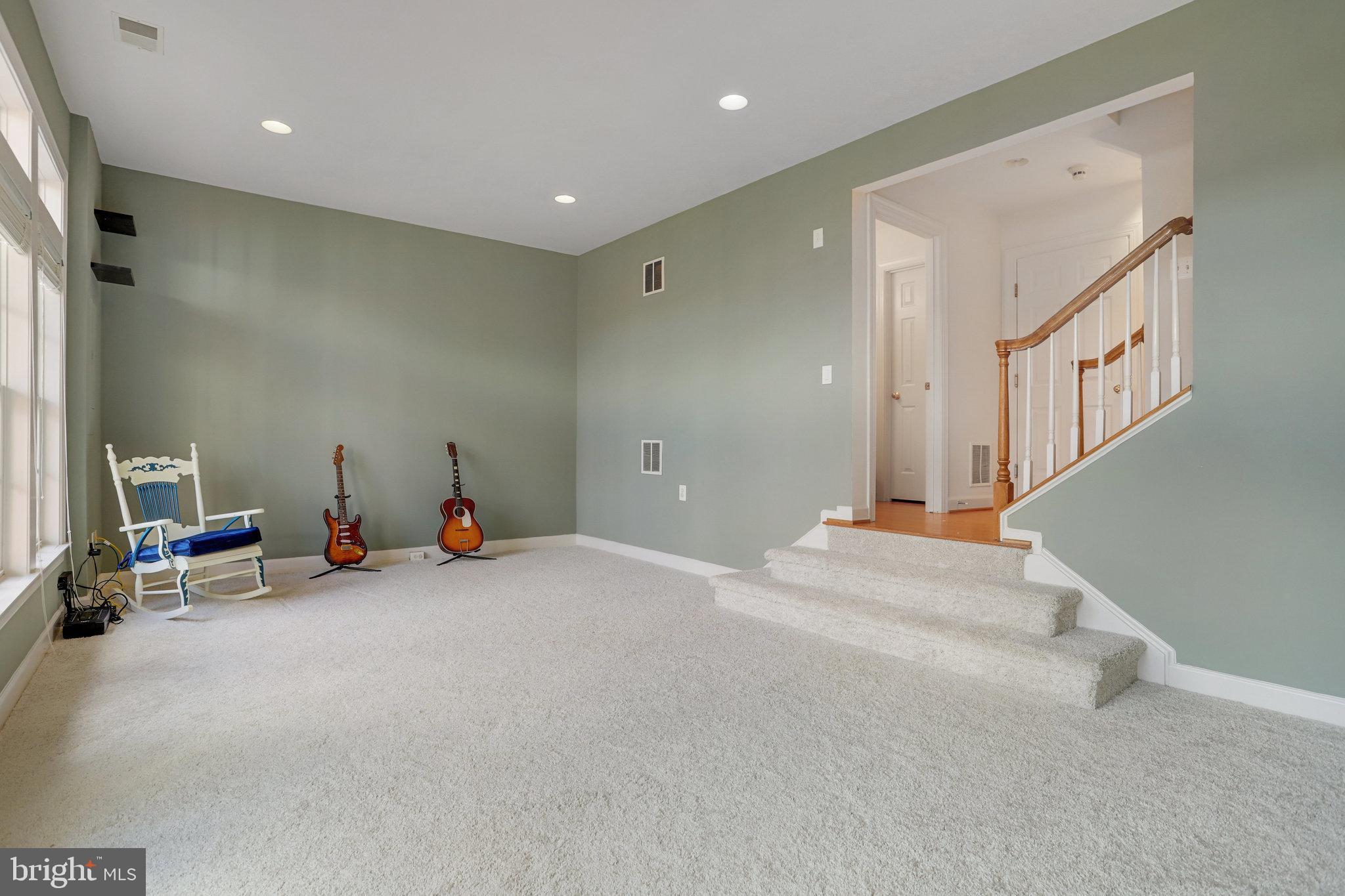 7044 Mundy Point Court