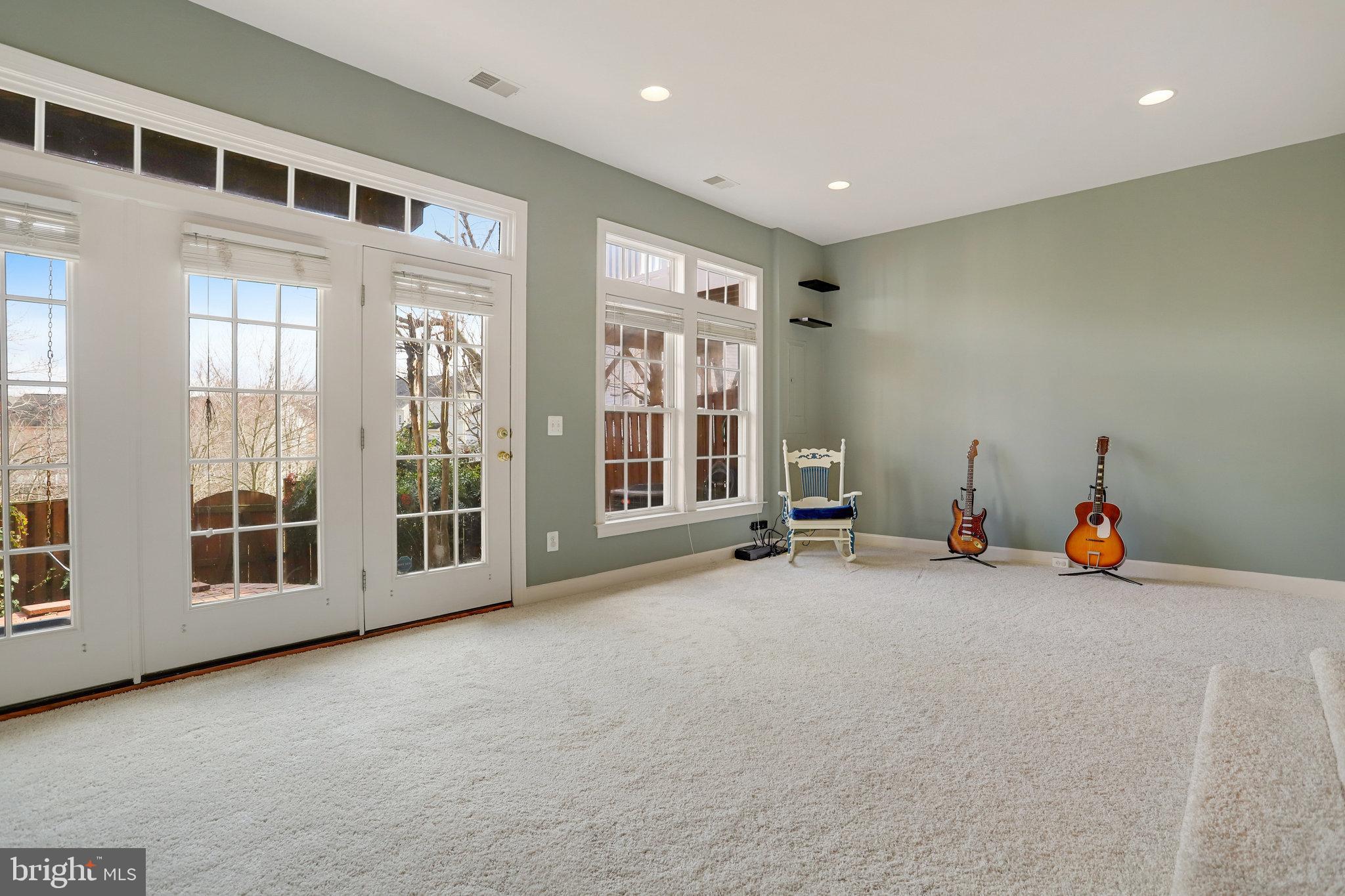 7044 Mundy Point Court