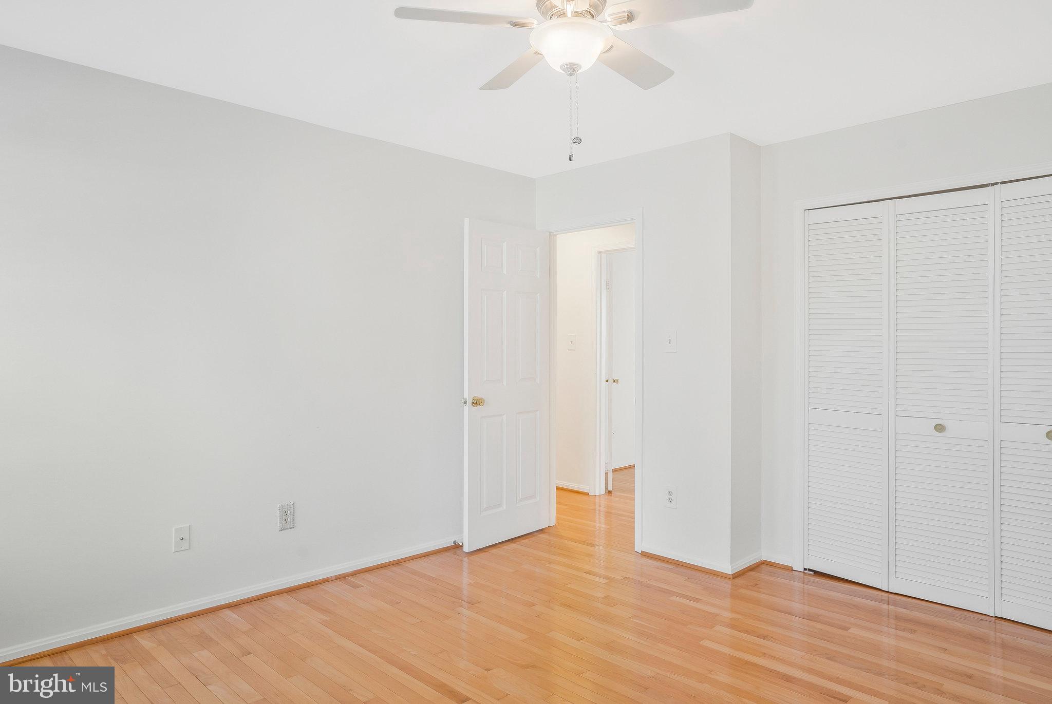 5208 Dunleigh Glen Ln