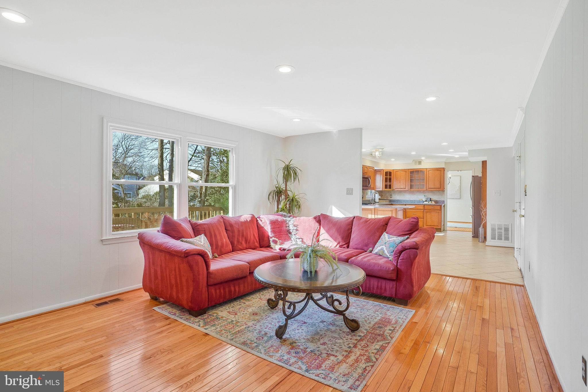 5208 Dunleigh Glen Ln