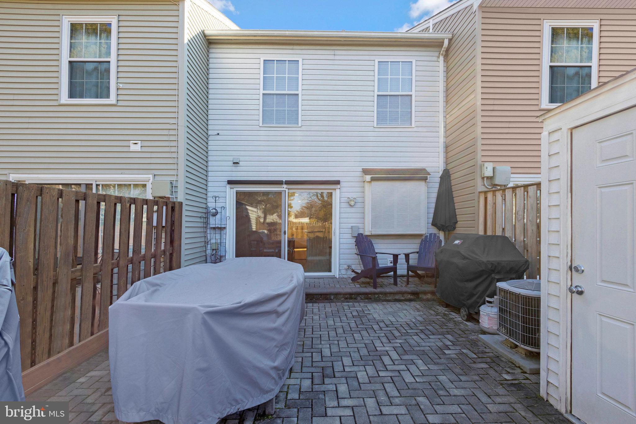 6559 Old Carriage Lane