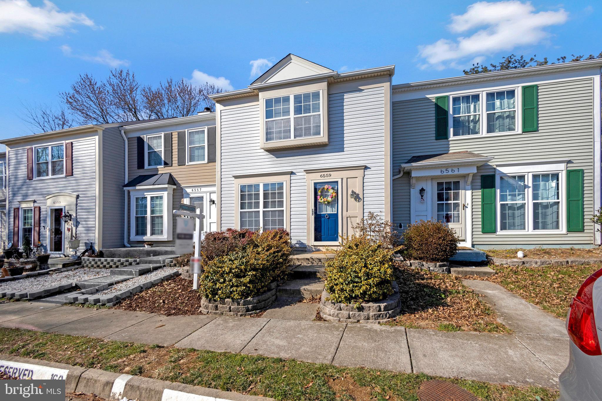 6559 Old Carriage Lane